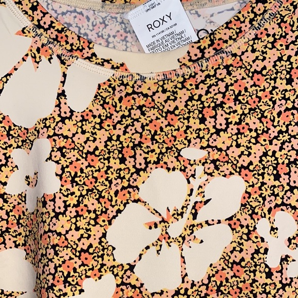 Roxy Sea Skippin Long Sleeve UPF 50 Rashguard - Picture 3 of 11